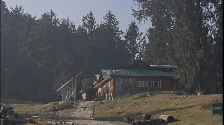 Winter Wonderland or Concrete Nightmare? Major Violations Reported at Gulmarg’s Iconic Dormitory